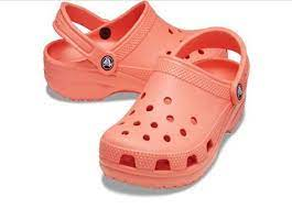10001 E3  Classic Crocs